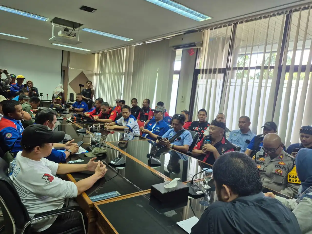 Polemik UMSK 2026, Serikat Buruh Jabar Desak Gubernur Temui Buruh