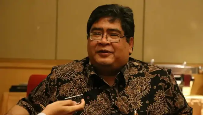 Strategi Adaptasi dan Transformasi Industri Menghadapi Volatilitas Pasar Global dan Domestik